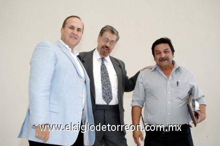 04032007 
Víctor Manuel Alemán llegó el tres de octubre de 1984 a El Siglo de Torreón.