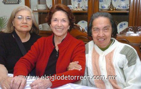 13032007
Élida Marín, Yolanda de Gómez y Rosa María Mijares.