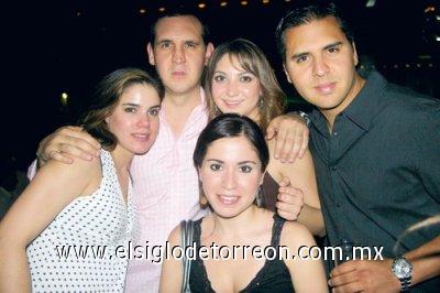 Martha Arriaga, Israel García, Paty Lugo, Eduardo Madero y Marcela Garza.