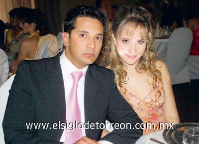 José Antonio Flores Palestino y Daniela Teele Martín.