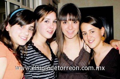 Las primas Astrid Algara, Katya, Laura y Mariana Martínez.