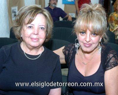 18032007 
Guillermina de Sama y Rocío Verdejo.