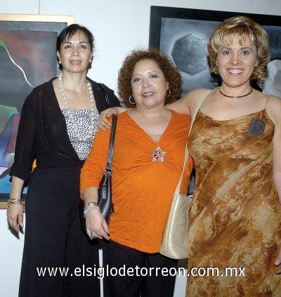 18032007 
Rocío Arizpe, Lidia Esparza y Paty Gutiérrez.