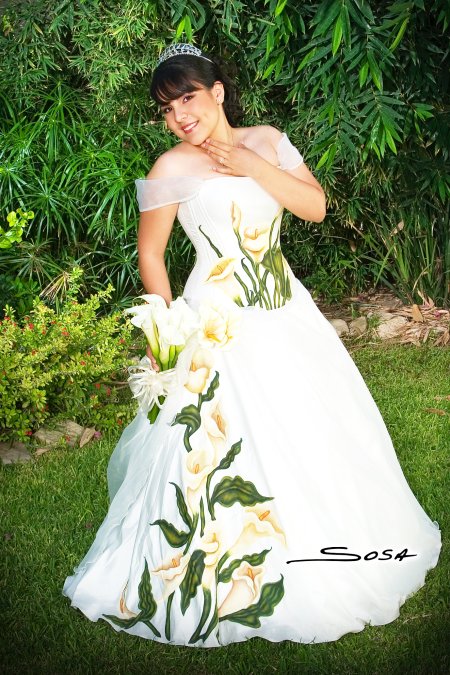 Srita. Mariana del Carmen Padilla González celebró sus XV años con una misa de acción de gracias en la parroquia de Nuestra Señora de Lourdes, el sábado 14 de julio de 2007.