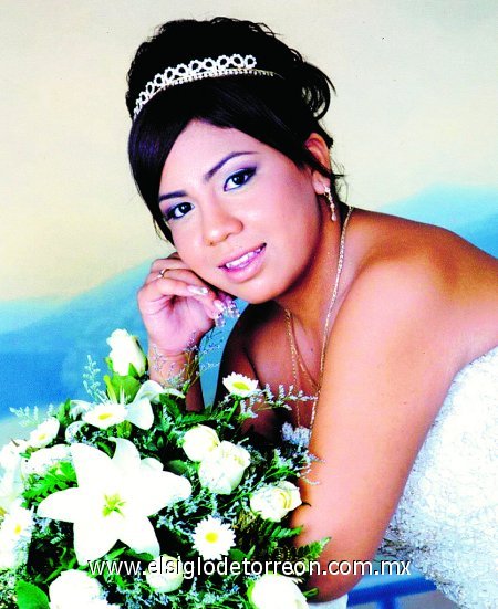 Srita. María del Socorro Reyes Guzmán celebró sus quince años en la parroquia del Centro Saulo, el pasado sábado seis de octubre de 2007.