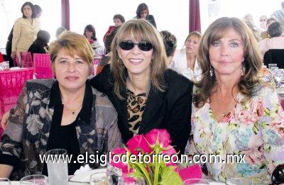 Kitty Casale, Nadia Chamut y Olga Pérez del Olmo.