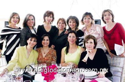 Chayo Tueme, Marcela de la Garza, Ruth Berlanga, Marcela Humphrey, Margara Calvete, Vicky Martínez, Gaby Ramos, Susana Amarante, Lupita Villarreal, Gaby Garza y Camena González.