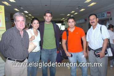 01042007
José de la Paz, Jocelyn Pérez, Pedro Gutiérrez, Antonio Pérez y Antonio Vázquez