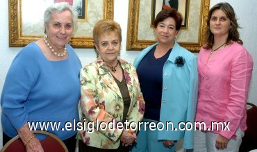 01042007
Delia Martín de Gómez, Martha de Montero, Ana Tere Fernández de Fernández y Mary Carmen de Sesma