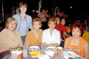 23042007
Lety Huízar, Mayela de Garza, Carmen de Siller, Angelita de Rubio y Bety de Hayakawa