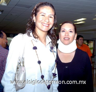 19042007
Sara Orea y Dora Trujillo viajaron a la ciudad de México