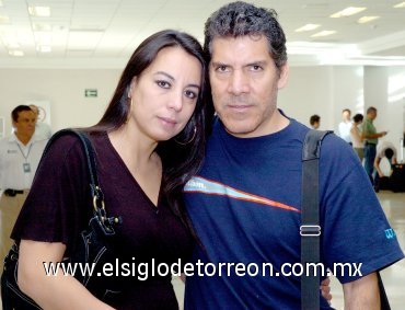 24042007
Norma Zuñiga y Pedro Echegaray viajaron a México