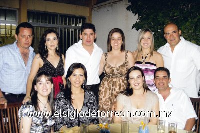 Manuel y Martha Castaños, Roberto y Ana  Velázquez, Jorge y Bere Herrera, Ana Lucía Fernández, Lizeth Ontiveros, Pablo y Caty Lechuga.