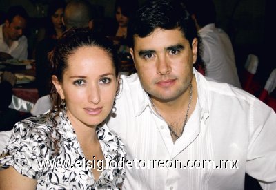 Carolina Bravo de Estrella y Sergio Estrella.