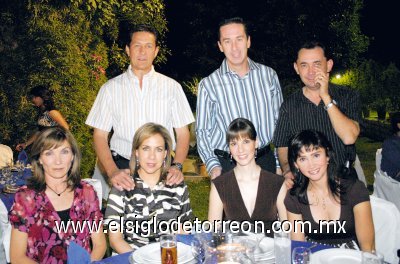 Cristina Allegre de Algara, Alberto Allegre y Juanny Alonso de Allegre, Eduardo y Vanessa Allegre, Alberto y Maru Chávez.