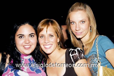 Adriana Cepeda, Martha Ganem y Priscila de la Fuente.