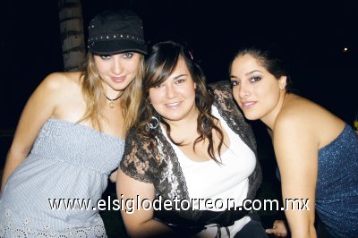 Daniela Teele, Luciana Padilla y Ana Laura Viesca.