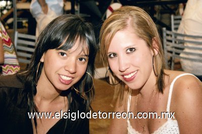 Diana Nahle y Berenice Cepeda.