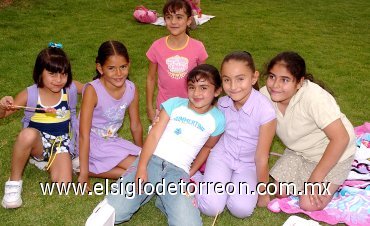 03062007
Alejandra Solares, Alivit Soriano, Andrea Rodríguez, Marisela Hamdan e Ingrid Michel.