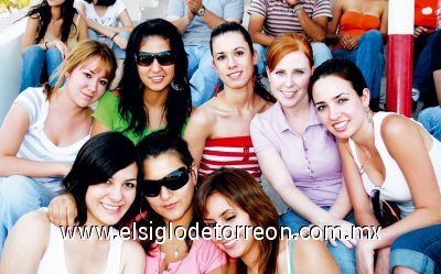 Paulina Velasco, Sofía Rodríguez, Daniela Galván, Marlene Gidi, Lily Villa, Marijose Dávila, Belinda Rodríguez y Valeria González.