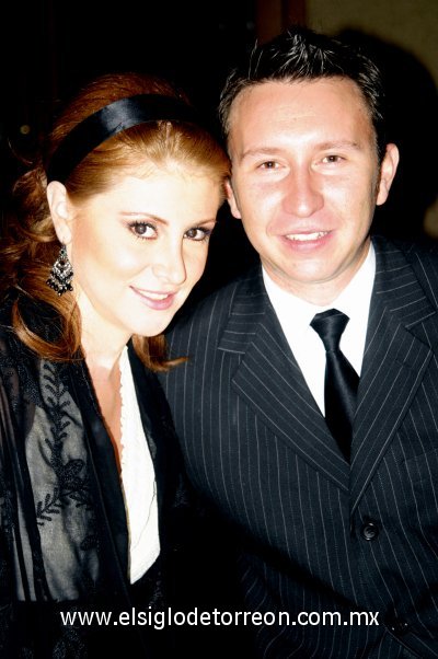 Ana Lya Román y Alejandro Vázquez.