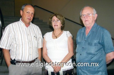 Javier Garza de la Garza, Enrique y Susana Marroy.