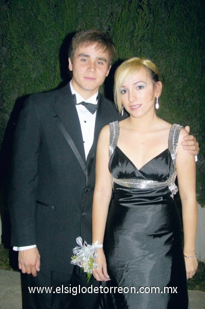 Ricardo Carmona y Paola Denise González.