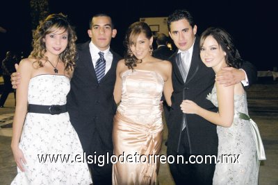 Rosy Banuet, Javier Guerra, Lorena Valenzuela, Agustín Reynosa y Alejandra Cuellar.