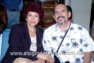 05062007
Silvia Carrillo y Jesús Torres viajaron a la ciudad de Guadalajara.