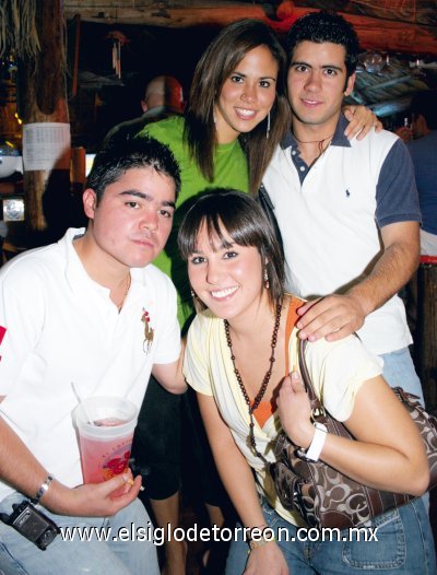 Ana Cristina, Mirrín, Gordo y Ana Lucía.