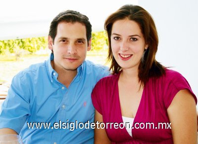 Severino González y Claudia Mendiola de González.