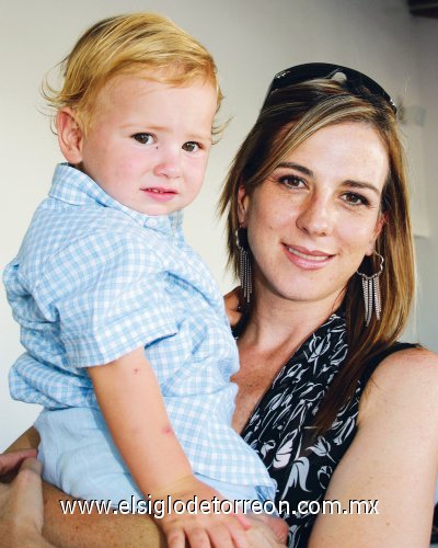 Iñaki Jáuregui Fernández y Gisela Fernández.