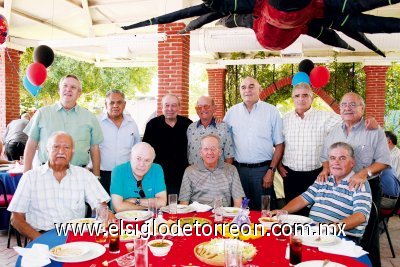 José Antonio Sánchez, Enrique Castillo Pérez, Norberto Valdés Arellano, Sergio Romo Hoyos, Javier Iriarte Maisterrena, Alfonso Vargas, Aurelio, Justo y Eduardo Acosta y Carlos Correa.