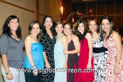 Sofía y Ale López, Paty Pérez, Paty López, Ana Sofía Pérez, Ana Rebeca Meléndez, Valeria y Maricarmen Martínez.