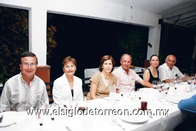 Francisco Murillo, Claudia Maynez, Piti Ramos de Garza, Javier Garza, Yeye Romo Zozaya y Raúl Anaya.