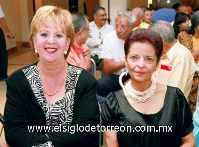 Claudia Hernández de Froto y Cecilia Del Bosque de Cisneros.