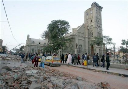 El terremoto fue sentido en el norte, centro y sur del territorio nacional, registrándose decenas de heridos, muertos, y pérdidas materiales.