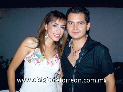 Un cumpleaños fantástico
Ana Cristina Ayup y Aldo Magallanes.