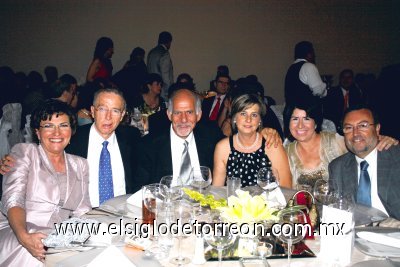 Magdalena Luengo de Siller, Armando Martín, Ricardo Murra Talamás, Margarita Lascurain de Mura, Bertha Bello de Martín y Gerardo Martín Soberón.