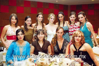 Gaby del Bosque, Mónica de Cedillo, Loris de Giacomán, Jackie Jaik, Elena Saade, Tere Chapa, Cecy de Villarreal, Mariana de Robles, Gaby de Salazar y Jenny Saade.