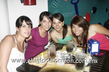 02092007
Fabiola Saldívar, Fernanda García, Karla Bernal y Kelia Molina.