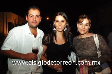 15092007
Antonio Diab, Rocío Nassar y Cristy de la Barrera.