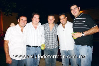 Luis Miguel Pérez, Jorge Dávila, Chilo Ortiz, Alejandro Lira y Pedro Ruenes.