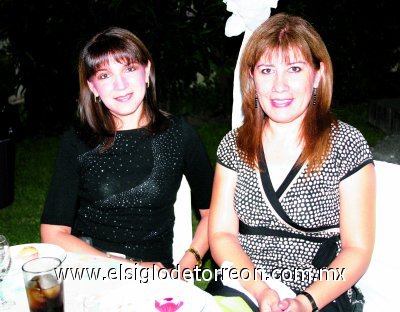 Mayela S. de De la Garza y Leticia Caracho.