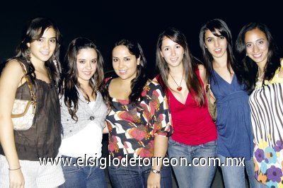 María Fernanda de la Peña, Pamela González, Karla Garza, Andrea Marroquín, Mariana de León y Miriam Abularach.