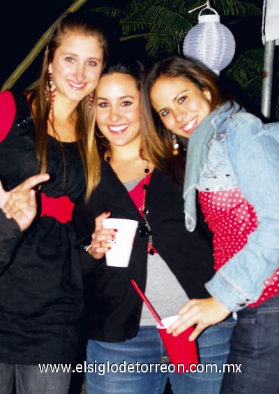 Vania Bracho, Ana Lucia Diez y Ana Cristina Campos.