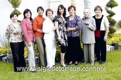 Cristina Grageda de Macías, Alejandra Grageda de Larrínaga, Malena Canales de Grageda, Elena Grageda de Beltrán del Río, Gloria Batres González, Gabriela González de Batres, Irma Franco de Grageda y Güera Grageda de Cofiño.