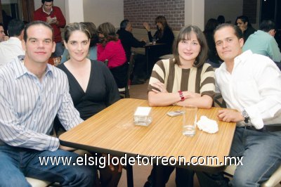 Gustavo y Paola Gallegos y Maru y Alberto Porragas.