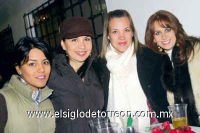 Sandra Pineda, Amy Reyes de Gómez, Ana Elisa Lastra de Robles y Sofía Zarzar de Kuri.