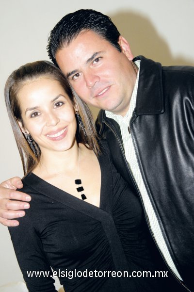 Claudia Robles de Garza y Alfredo Garza.